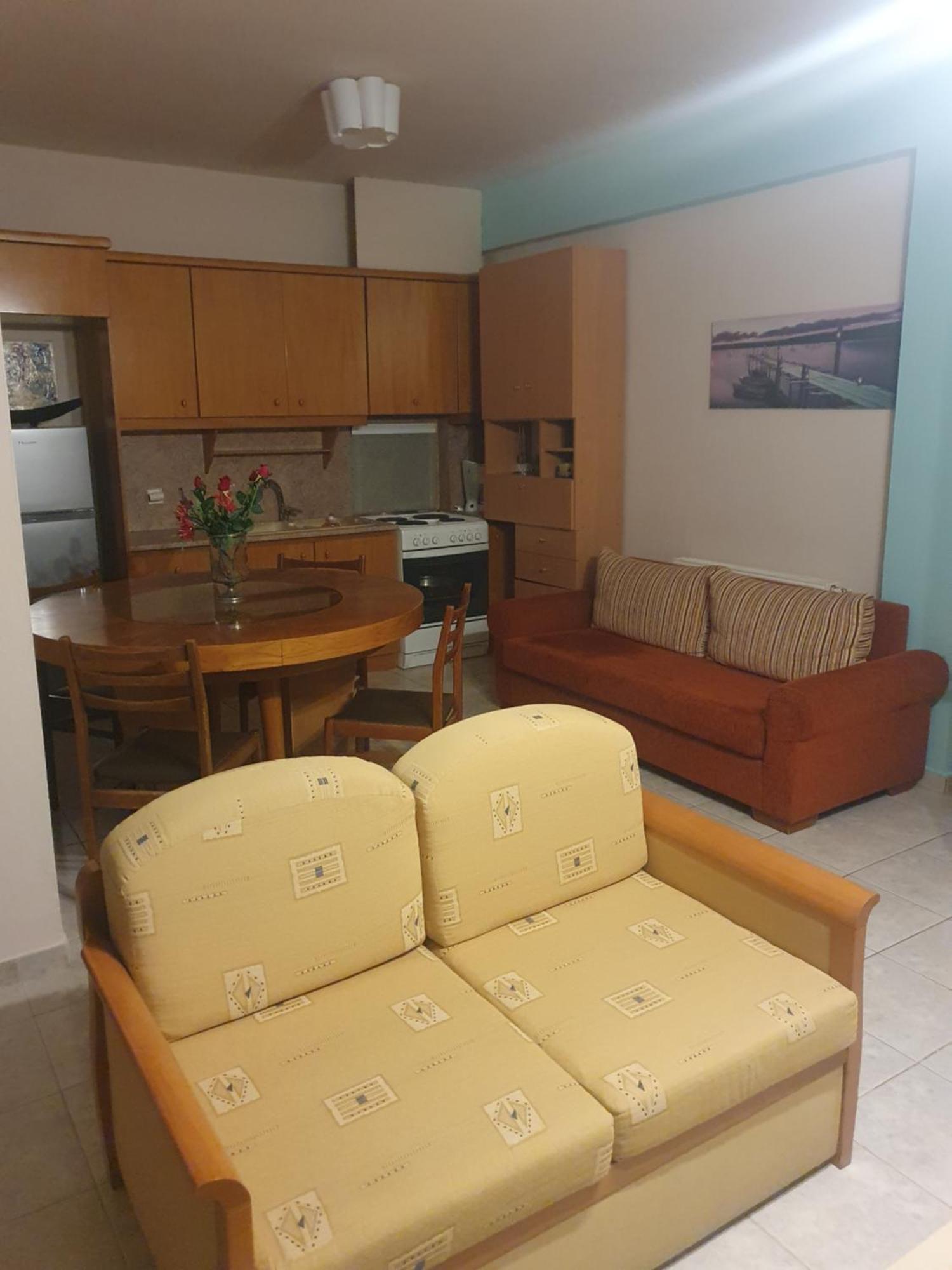 Elle Apartment By Alp Hospitality Services Nea Kallikrateia Esterno foto